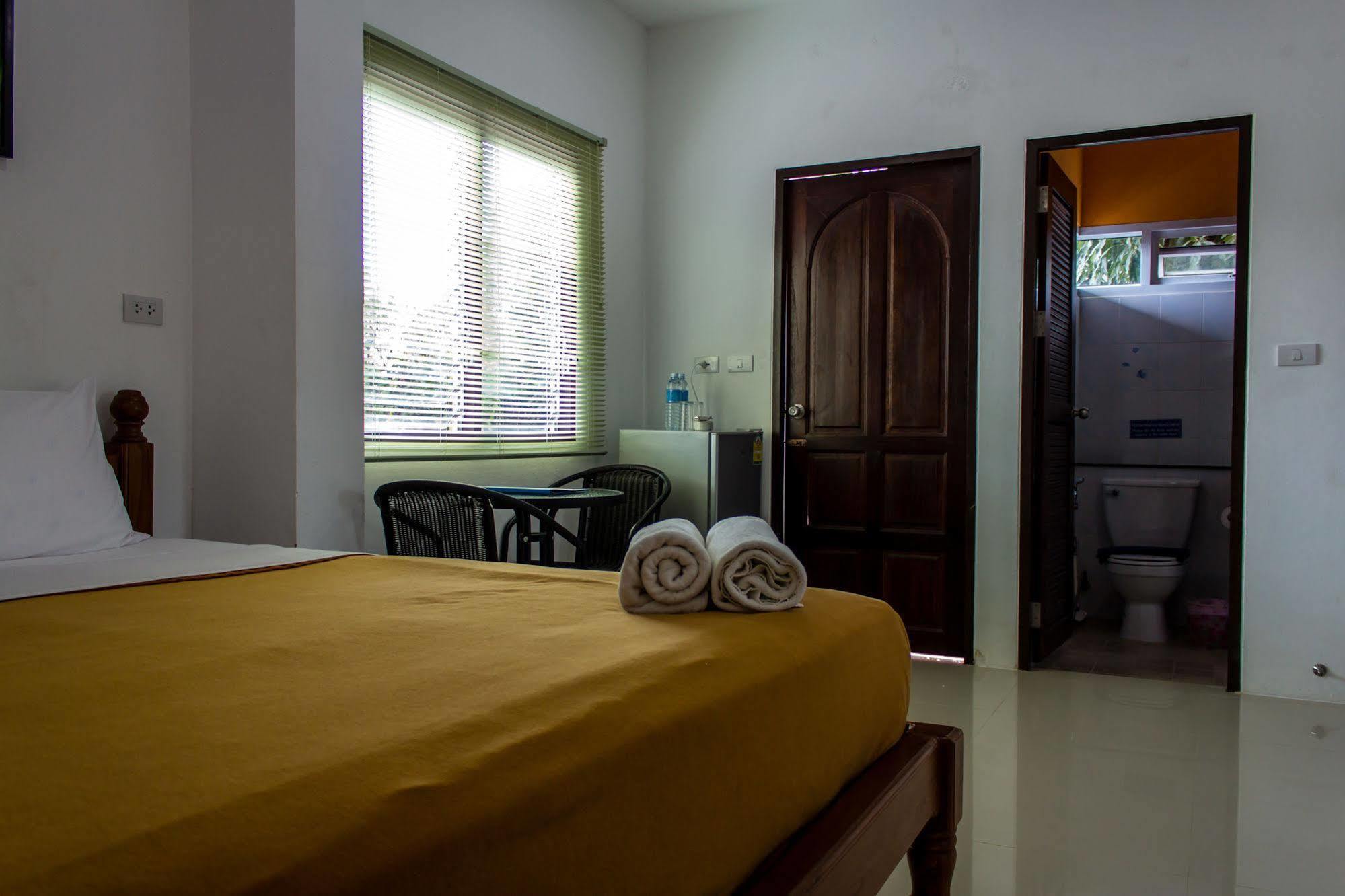 בופוט Pelegrin Hotel Samui מראה חיצוני תמונה